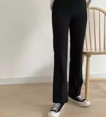 허리가 좀 작긴 하네용ㅜㅜㅜㅜ 다시 시킨다면 s로 사고 싶어요 ... 그래도 옷은 질도 