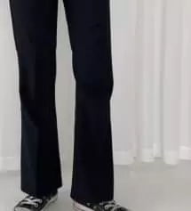 허리가 조금 더 작게나오면 좋았을텐데 그래도 길이랑 통모두 맘에 들어용 ㅎㅎ