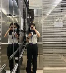 네이비 구매하고 핏이 너무 맘에들어서 블랙도 구매했어요
