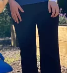 너무 예뻐요~~가성비 좋은데 어디다뒀는지 잊어버려서 재구매해야겠어요ㅋㅋㅋ가격이 저