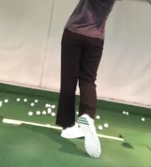 키 155인 저에게 150cm가 딱 좋네요 처음 받고 입었을때는 딱 맞아서 불편하다 느꼈는데