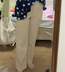 같은 제품 블랙 입어보고 너무 좋아서 베이지색도 구매 했습니당 진짜 인생바지에요 꼭
