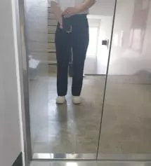 제가구입한바지입어보고이쁘다고하여동생도추가구매하였어요
