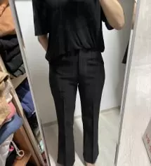 제가 이 슬랙스는 색깔별로 다 가지고 있는데 검은색을 처음에 xxs를 샀더니 허리랑 엉