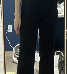 바지핏이 너무 이쁘고 착용감도 엄청 편해서 좋아용 근데 너무 자주 입고 다녀서인지 보