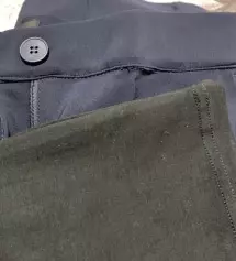 화면에서 볼 때 블랙이랑 무슨 차이일까 하면서 샀는데
