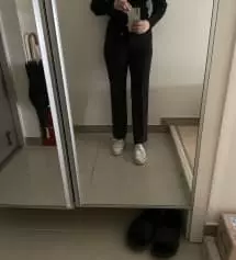 160 50 항상 s와 m사이즈 사이에서 고민하는데 여기꺼 s사이즈 잘맞아요! 앞으로 여기서