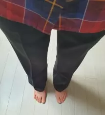 옷가게 가도 사이즈 맞는 옷 찾기 힘들고 허리 대충 맞는거 사서 꼭 기장 수선을 했어야