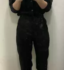 155 43인데 사이즈 너무 잘맞아여 150이랑 고민했는데  155도 길이감 좋아요! 다음엔 다