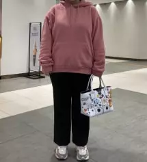 키 160인데 155사니까 길이 딱 적당해요 진짜 쭉쭉 늘어나서 진짜 편해요!!!