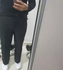 원래 55입는데 요즘 살이 좀 쪄서 사이즈가 애매해서 그냥 m샀는데 허리는 잘 맞구 다리