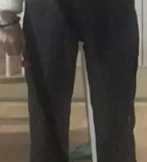 올해 3월에 사서 입고 너무 퀄리티도 좋고 무엇보다 핏이 너무 예뻐서 자주입던옷입니다