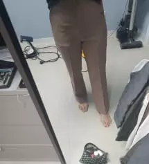 지금 계절에 딱 좋은 색상. 제가 파워웜톤이라 그런지 제 피부색이랑도 잘 어울려요. 저