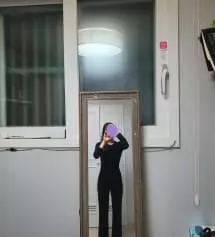 기본 슬렉스가 없어서 이번에 하나 장만했는데 너무 잘 맞아서 놀랐습니다ㅠ 밖에서 바