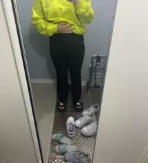 평소에 슬랙스 입어볼 용기도 없었는데 여기저기 이걸 추천 하더라구요 그래서 입어봤는