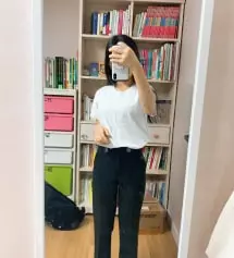 151이라서 150cm 기장은 좀 짧을까 걱정했는데, 딱 맞고 허리도 너무 이쁘게 맞아요 
