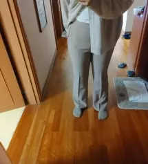 모카베이지라기보다는 핑크베이지에 가까운거같아요
