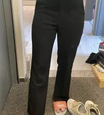 예전에 S사이즈 사서 잘입고 다녔는데, M사이즈 사서 입어도 나쁘지 않을거 같아서 이번