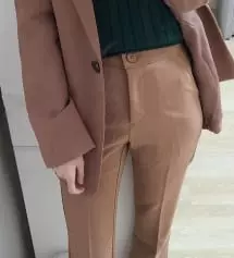 평소 바지는 제일 작은사이즈에서 수선해서 입거나 어쩔 수 없이 크게 입었는데 이건 너