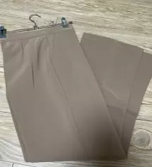 바지 신축성이 좋아 편하네요~
