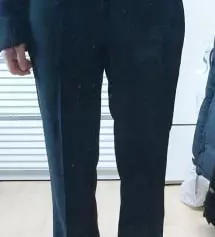 힙과 골반이 있는편이라 허리는 크지만 잘 맞고 사진보다 다리도 길어보여요. 딱맞게 입