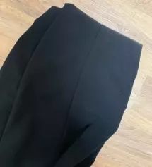 배송빨라서 좋아요 보풀이 잘 일어나서 조금 아쉽습니다..!
