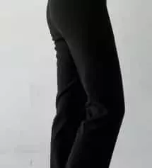 전에 다른 컬러를 구매했었는데 너무 편하고 핏도 예뻐서 블랙도 구매했습니당!! 역시 