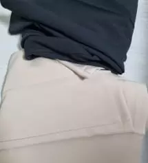 너무좋아요. 편해요~ 왜 다들구매하는지 알거같아요^^ 베이지랑 검정 봄에내내돌려입을