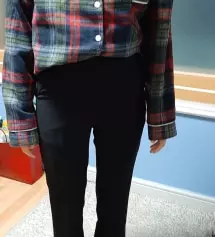 늘 허리사이즈때문에 구매후  불만족이 많았었는데 판하이 모찌슬랙스는 속밴딩으로 편