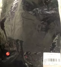 세일할때 저렴하게 구매해서 잘 입고 있어요 ㅎㅎ 네이비색은 처음 구매해봤는데 예쁘네