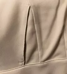 키랑 체구가 작아서 맞는 바지 찾기 힘든데 맞춤제작한것마냥 딱맞네요! 금액을 좀 더 