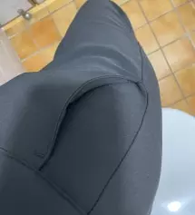 S사이즈도 맞긴 한데 주머니 모양이 너무 이상해져서 M으로 교환신청했어요. 왼쪽 주머