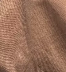 생각보다 타이트하긴 한데. 그래도 핏 죄어서 예뻐요 ㅎㅎ
