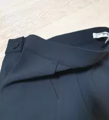 중독 코튼바지보단 155하니 기장은 좀더 긴데 수선안해도 되겠어요 바닥에 끌리지는 않