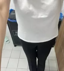 가격대비 넘 만족합니다. 항상 바지사면 짧아서 단을 내고 수선하는편인데.. 길이도 딱