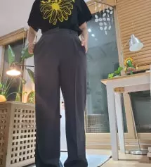 사이즈 너무좋아요 167기준 60kg 평소 66입는데 하비M샀어요 근데 허리가 좀 여유가없어