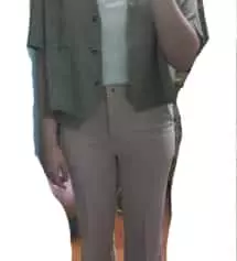 전에 산 브릭핑크가 허리가 너무 큰 것 빼곤 너무 마음에 들었어서 한사에즈 줄여서 베