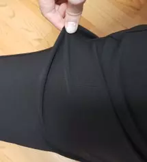 쫀쫀하고 좋아요 박음질처리가 안된곳이 한두군데씩 있긴한데 싸게 샀으니 좋습니다 가