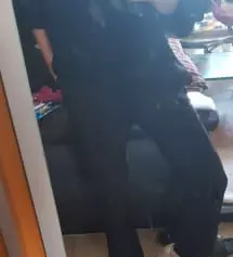 158/46에 m사이즈 샀는데 딱 맞아요! 근데 바지 밑 부분이 너무 펄럭 거려요 ㅠㅠ
