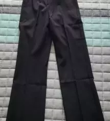 한여름에 입기엔 두께감이 있지만 휘뚜루마뚜루 편하게 입을 수 있을것 같아요