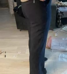 통통녀에게 딱 맞는 직장인 룩입니다. 색깔도 적당하고 딱 맞았습니다. 고고씽 항상 애