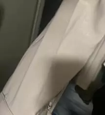 검정색 슬랙스가 맘에 들어서 다른 색상으로도 구매했어요
