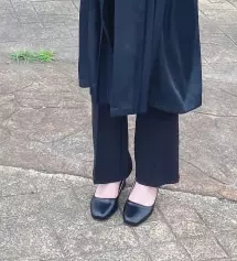 면접이랑 졸업식때 입었는데 너무 핏이 좋아서 너무 좋았어요!!
