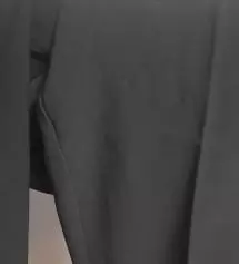 여름에 입기엔 조금 두꺼운 감이 있는데 재질 짱짱하고 데일리 출근복으로 입기 좋아요