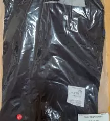 편하게 입기 좋은데 오래 입을만한 재질은 아닌것 같네요
