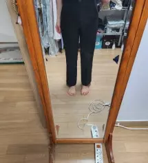 제 사이즈가 xs과 s 사이인가봐요. 스몰 사이즈로 재구매했더니 이건 또 커요..ㅠㅠ 그