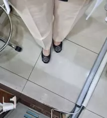 쫀쫀한 재질감과 탄력성도 좋구요 핏도 예뻐서 강추입니다 키가 애매해서 155,160기장으