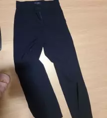 완전 찰떡이에요 따끗하고 허리가 편해서 좋네요. 요즘 회사 출근할때마다 교복처럼 입