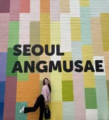 여름에 사이즈 미스로 조금 작은 사이즈를 사긴했는데 핏이 너무 마음에 들어서 계속 입