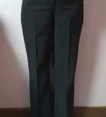 핏이 예쁘고 신축성있고 쫀쫀해서 좋아요.
